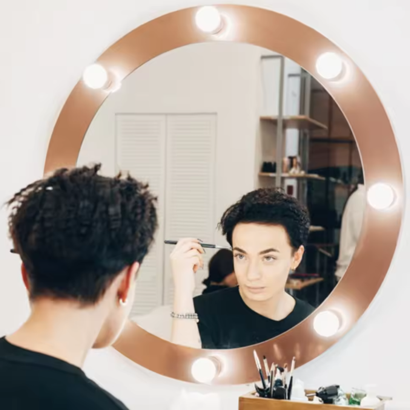 LED Lady Beauty Makeup Lights  - đánh giá và giá Dressing Table Vanity With Lighted Mirror